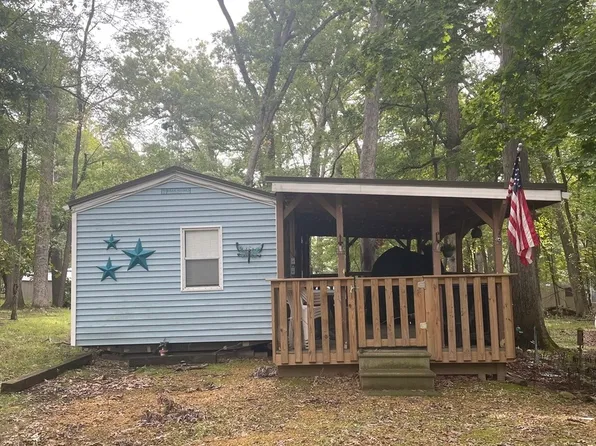 16-103 Woodhaven Lakes, Sublette, IL 61367