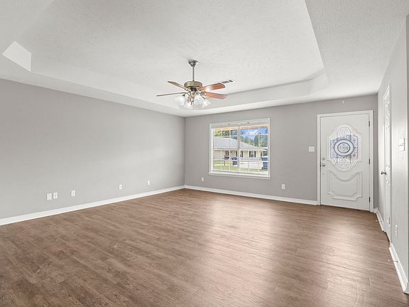 3rd image of 1904 Cotton Wood St