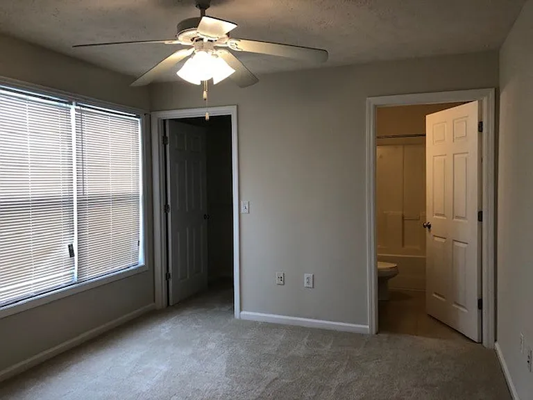1385 S Donahue Dr #1-102 — Photo 21