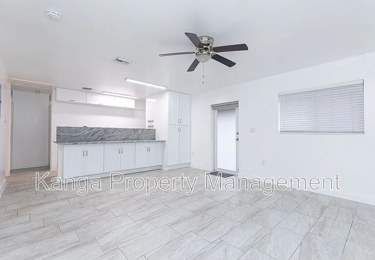 5918 Pierce St — Photo 10