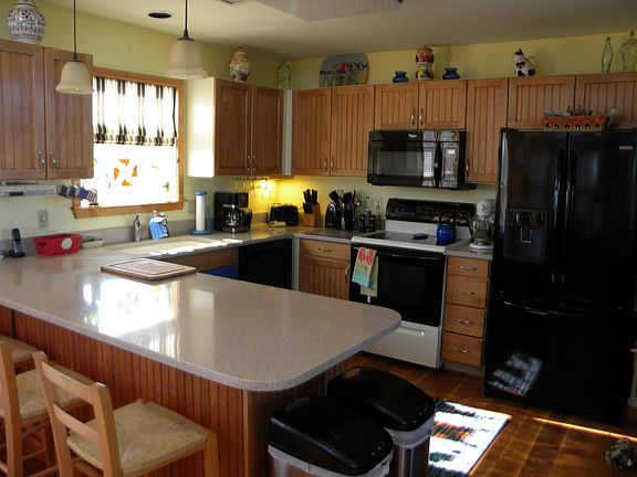 Kitchen with new applicances