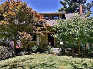 2525 NE Knott St, Portland, OR 97212