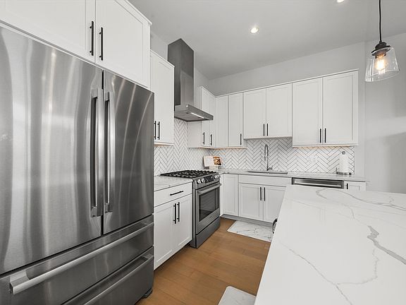 3rd image of 3124 N Central Park Ave #3