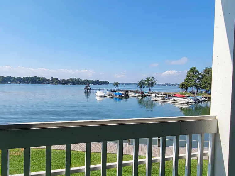 862 Southwest Dr — Photo 8