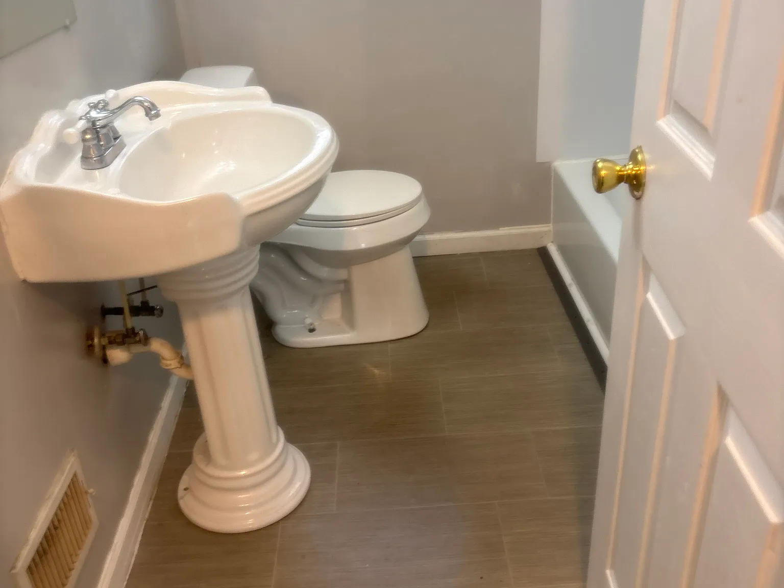 Charming 3-Bedroom Ranch in Inkster — Photo 4