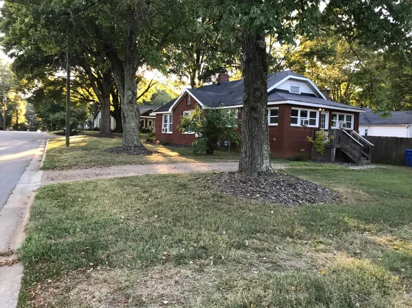 240 E Park Ave #B, Mooresville, NC 28115