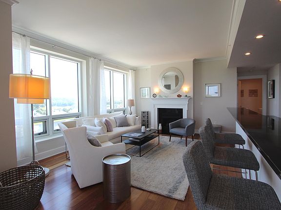 4th image of 1 Tower Dr APT 806