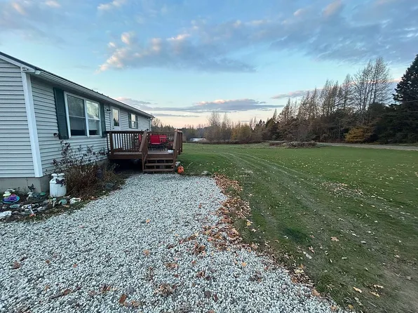 2563 Dane Hill Rd, West Charleston, VT 05872