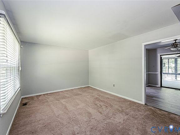 2nd image of 709 Deter Rd