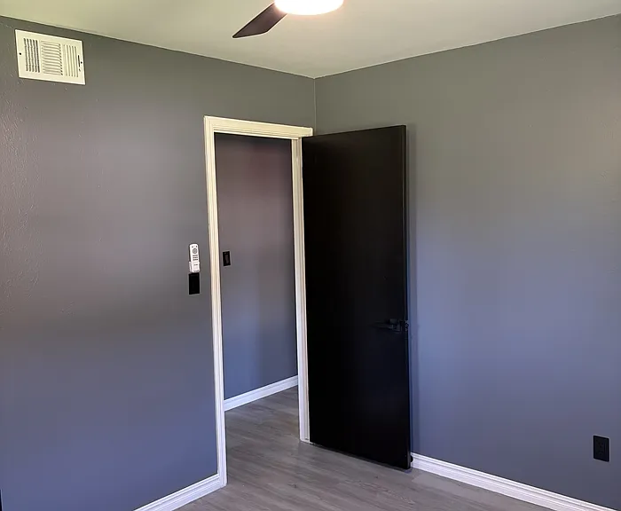 912 NW 20th St — Photo 19