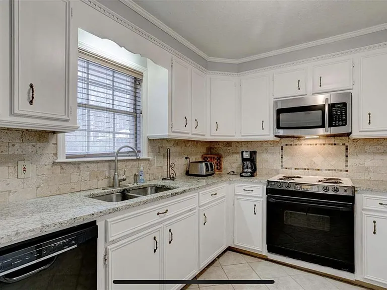 306 Trace Harbor Rd — Photo 13