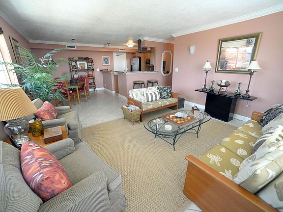 5th image of 630 Ocean Dr APT 408