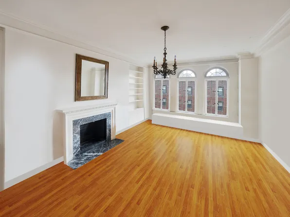 35 East Ninth Street 61 image 3 of 15