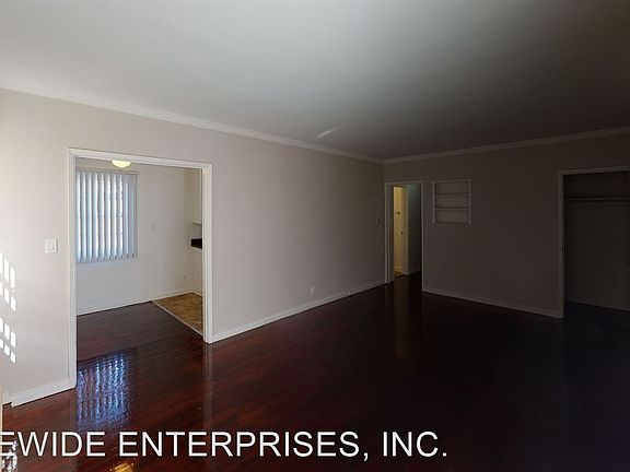 2nd image of 3613 W Adams Blvd APT 2