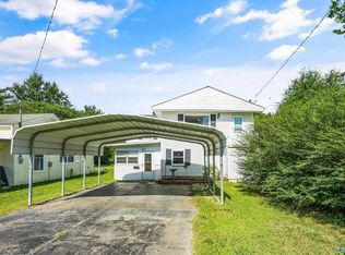 135 T E McKinney Cir, Owens Cross Roads, AL 35763