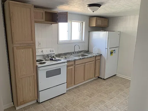 410 East Ave Photo 1