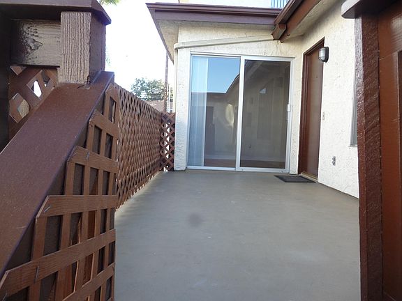 private entry deck