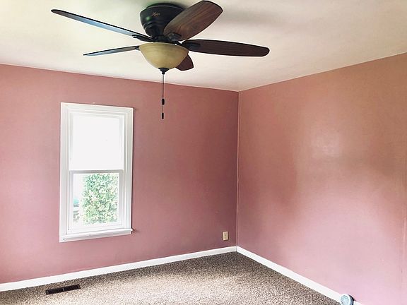 3rd image of 23 Boggess Blvd