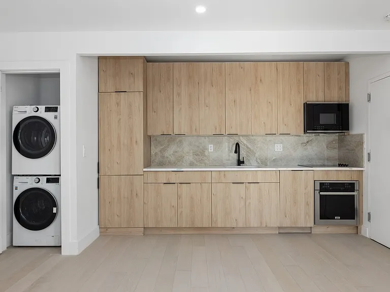 165 1st Ave #9 — Photo 5