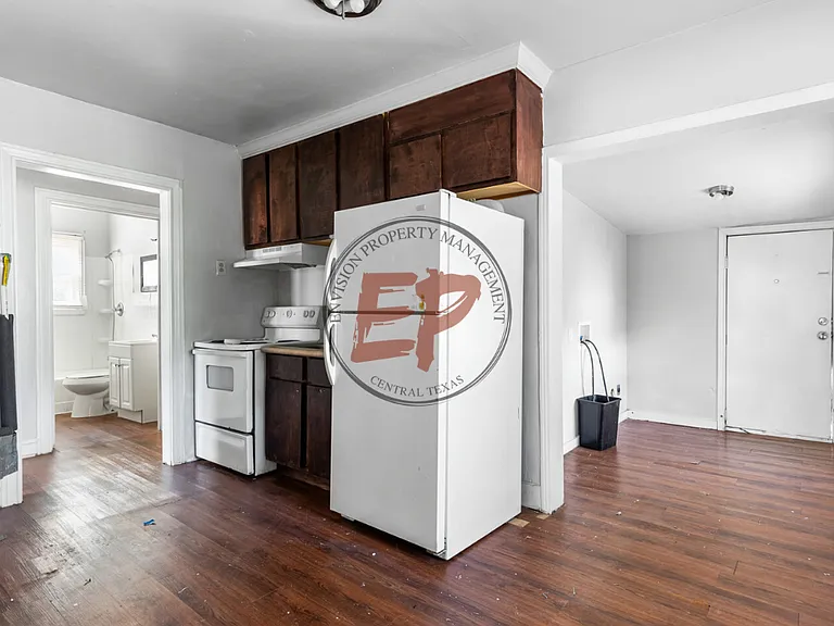 2225 Trice Ave — Photo 5