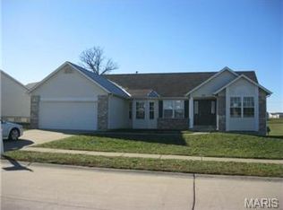118 Brookshire Creek Dr, Wentzville, MO 63385