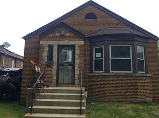 8821 S Parnell Ave, Chicago, IL 60620