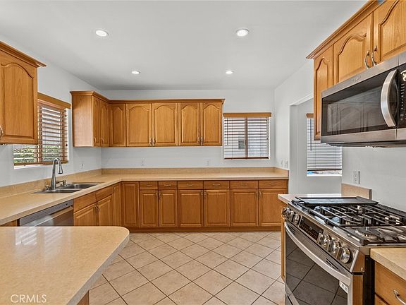 5th image of 5110 Petit Ave