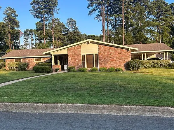 321 Brookridge Dr, Camden, AR 71701