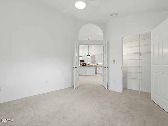 4th image of 5941 Marville Cir