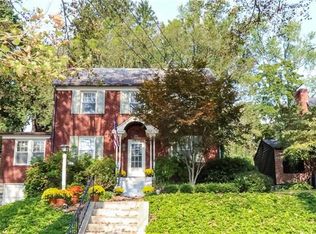 206 Inglewood Dr, Mt Lebanon, PA 15228