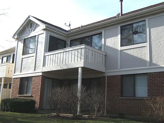 5th image of 325 Wildberry Ct