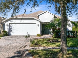 4721 Cumbrian Lakes Dr, Kissimmee, FL 34746