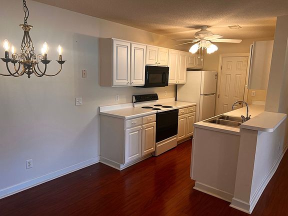 5th image of 4374 Crepe Myrtle Ct Unit A