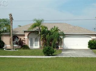 4002 SW 25th Pl, Cape Coral, FL 33914