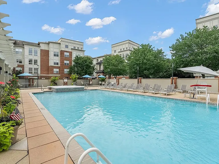 1314 Pulaski St — Photo 1