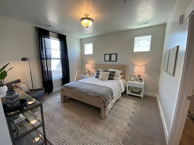517 N 310 W — Photo 13