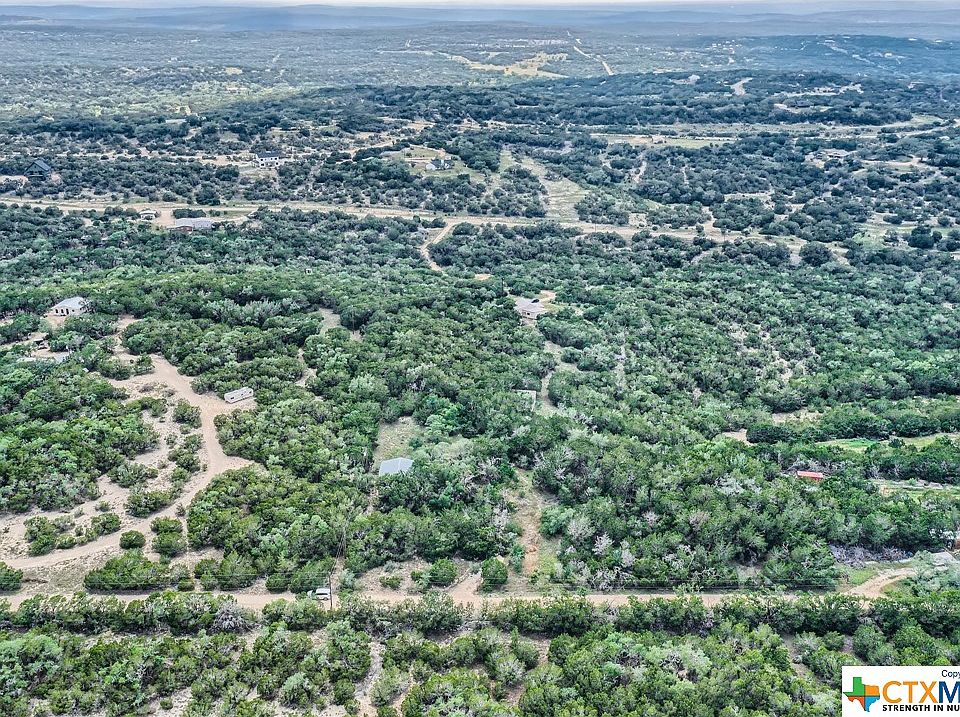 1st image of 901 Roy Creek Trl
