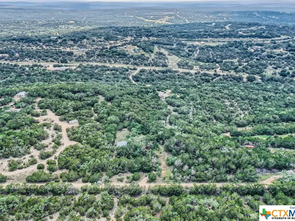 901 Roy Creek Trl, Dripping Springs, TX 78620