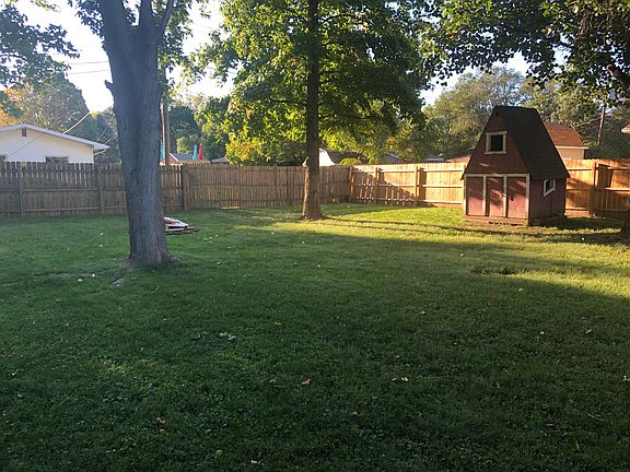 Privacy fence backyard 