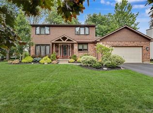 69 Old Orchard Ln, Orchard Park, NY 14127