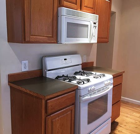5th image of 1206 Indianola Ave