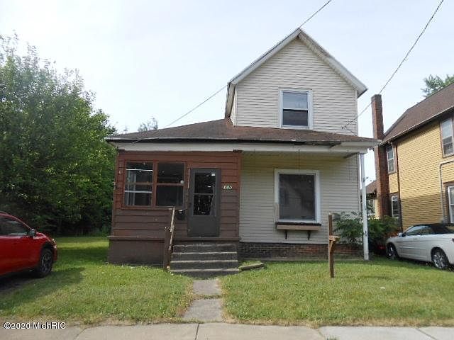 1st image of 124 Bennett St