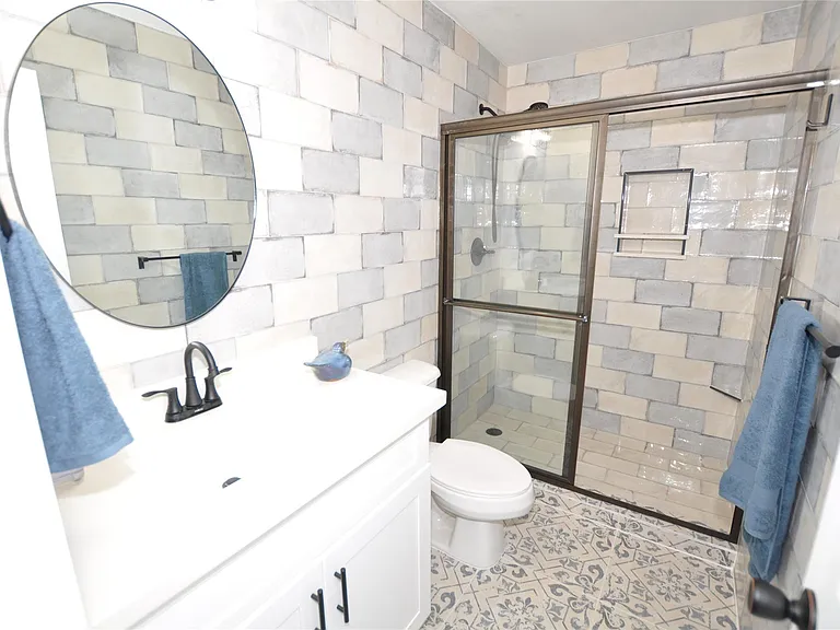 2655 Fountain View St #3 — Photo 14