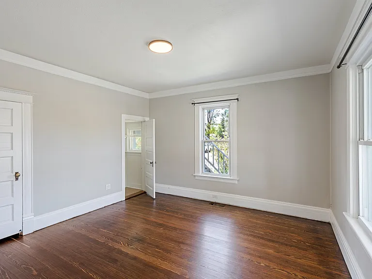 1230 Glen Ave — Photo 14