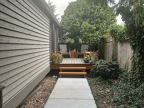 4th image of 29810 1st Ave S