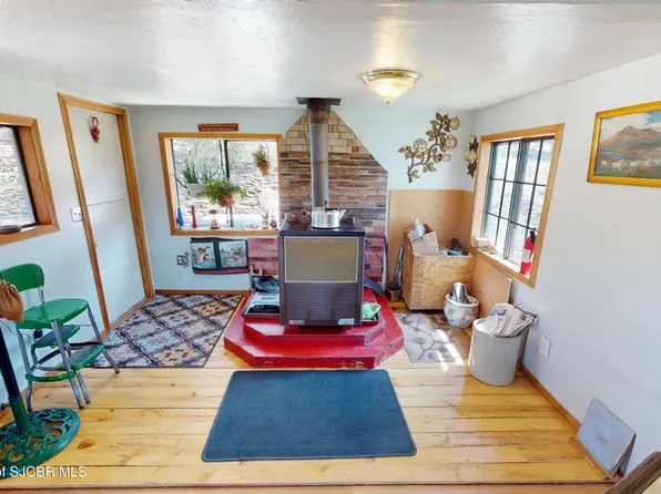 337 Road 4018, Navajo Dam, NM 87419