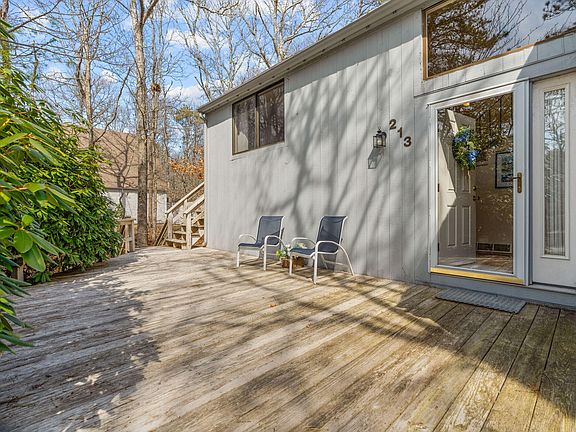 3rd image of 213 Fells Pond Road