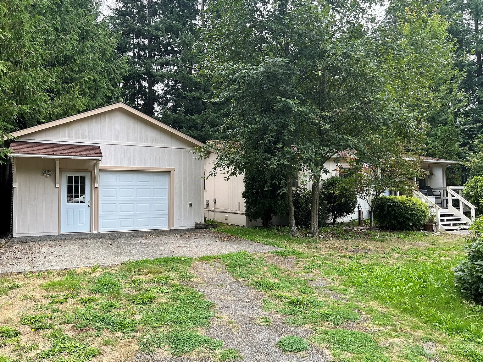 1467 Alderwood Lane photo 1