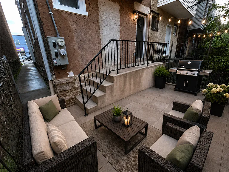 1502 S 52nd St — Photo 15