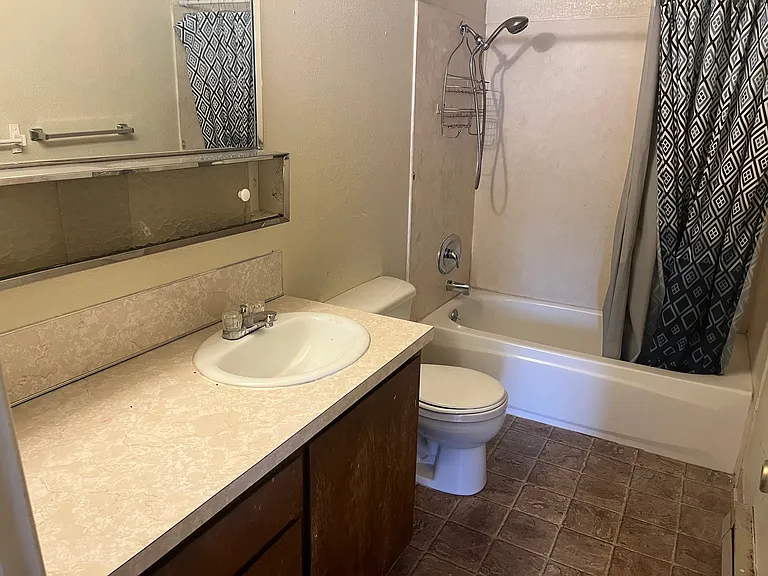 203 E Bird Ave #B — Photo 9